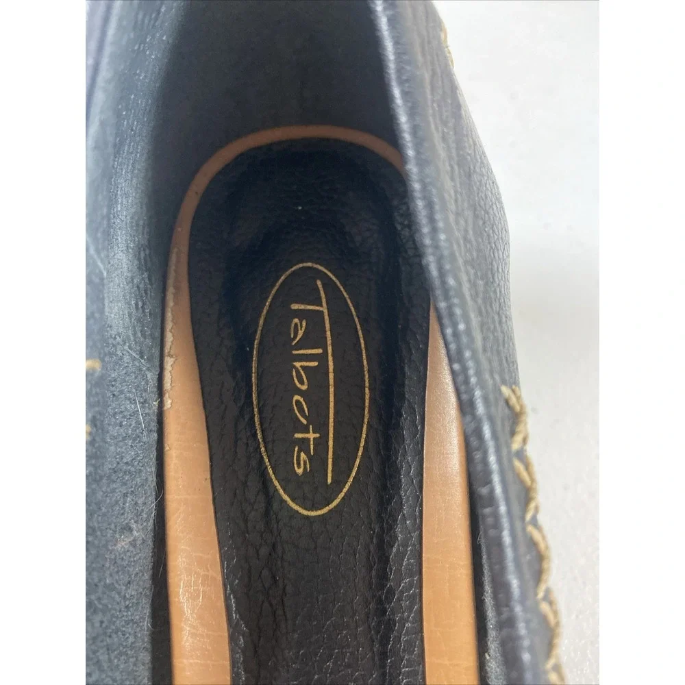 TALBOTS Loafers Pebble Leather Black Kitten Heel Women's Sz 8B Brazil Office EUC